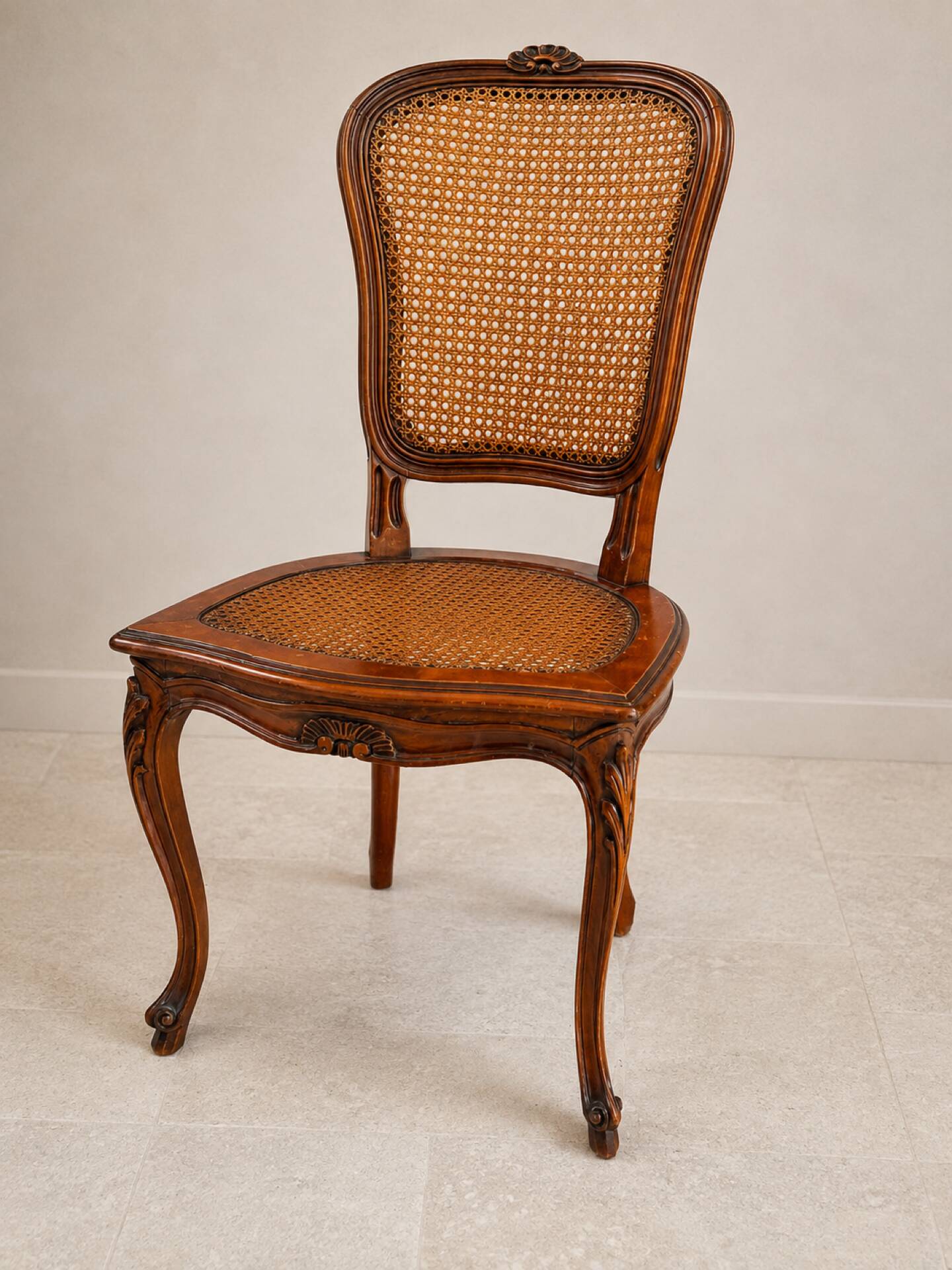 Lot 6 chaises anciennes