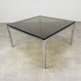 Table basse carrée chrome et verre fumée années 70