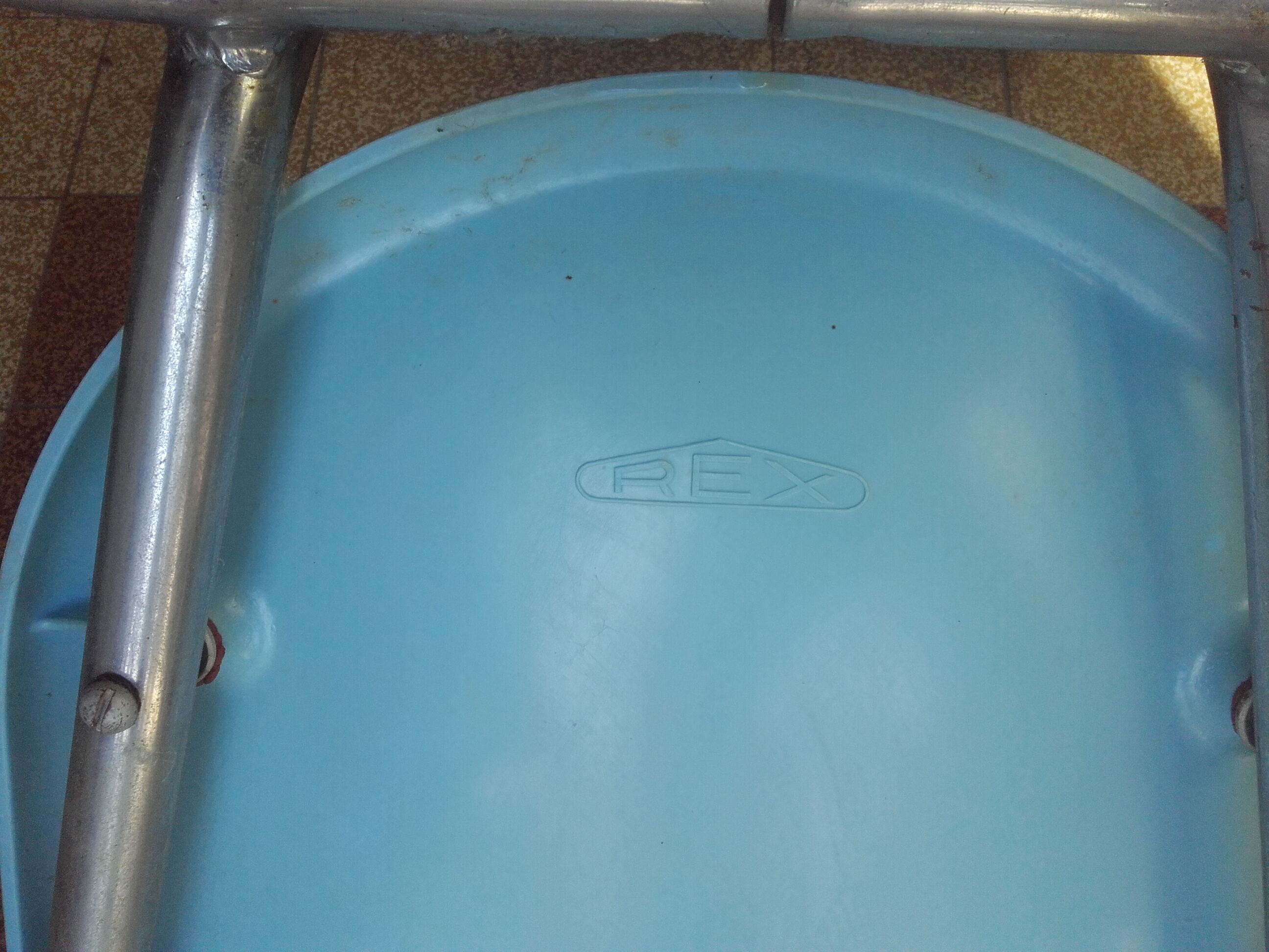Lot of four plexi chairs design by Rex