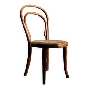 chaise Thonet cannée