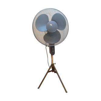 Anthracite grey fan on foot tripods 70/80