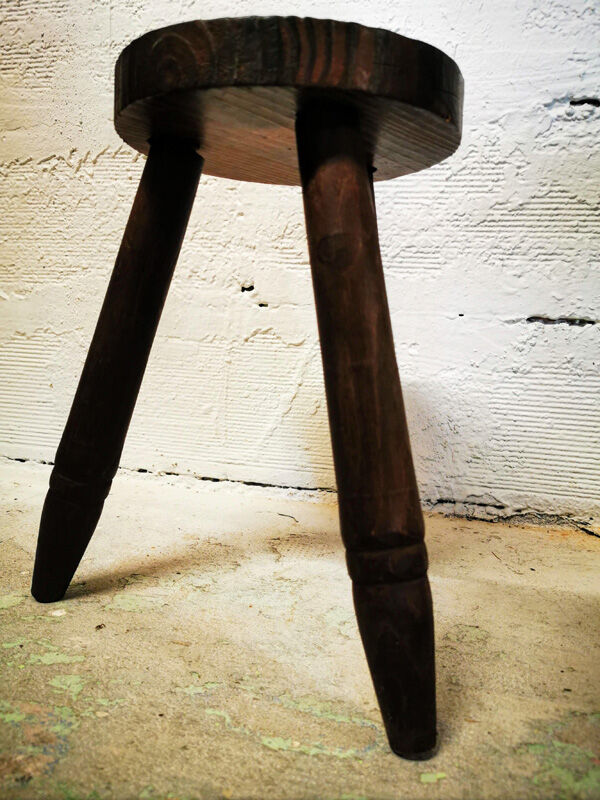 Former tripod farm stool