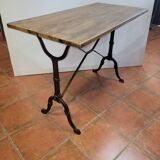 Bistro table Base cast iron over oak