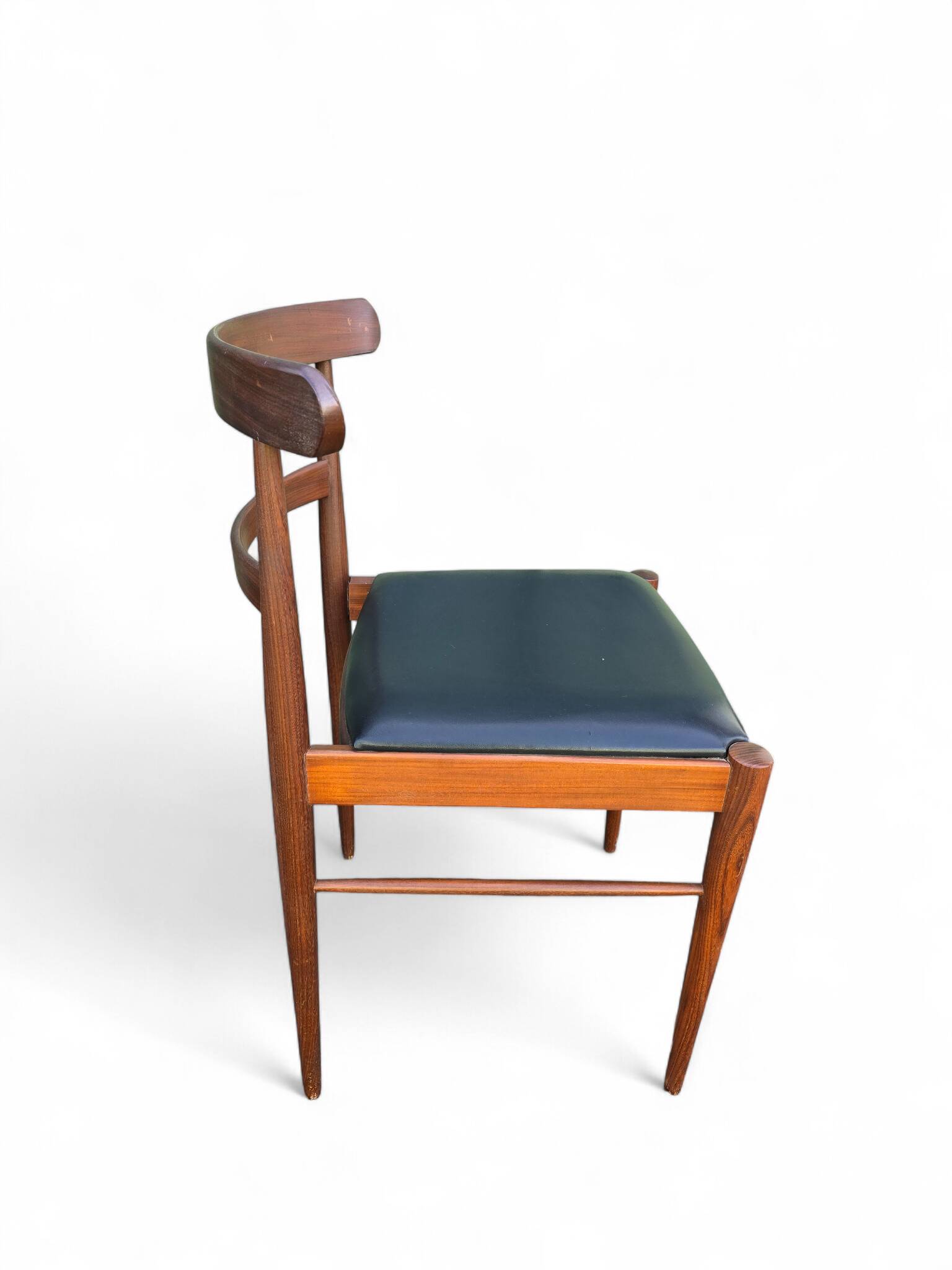 3 Scandinavian chairs