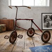 Riveted metal children's tricycle 1920 • Urbex style