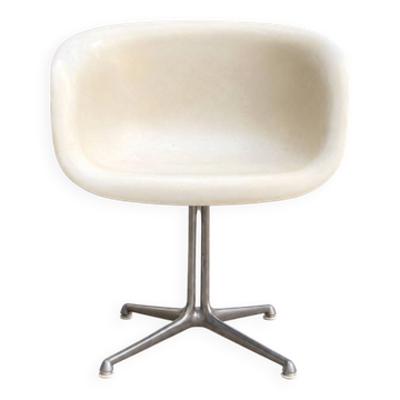 La Fonda armchair by Charles & Ray Eames for Herman Miller – Interform Paris