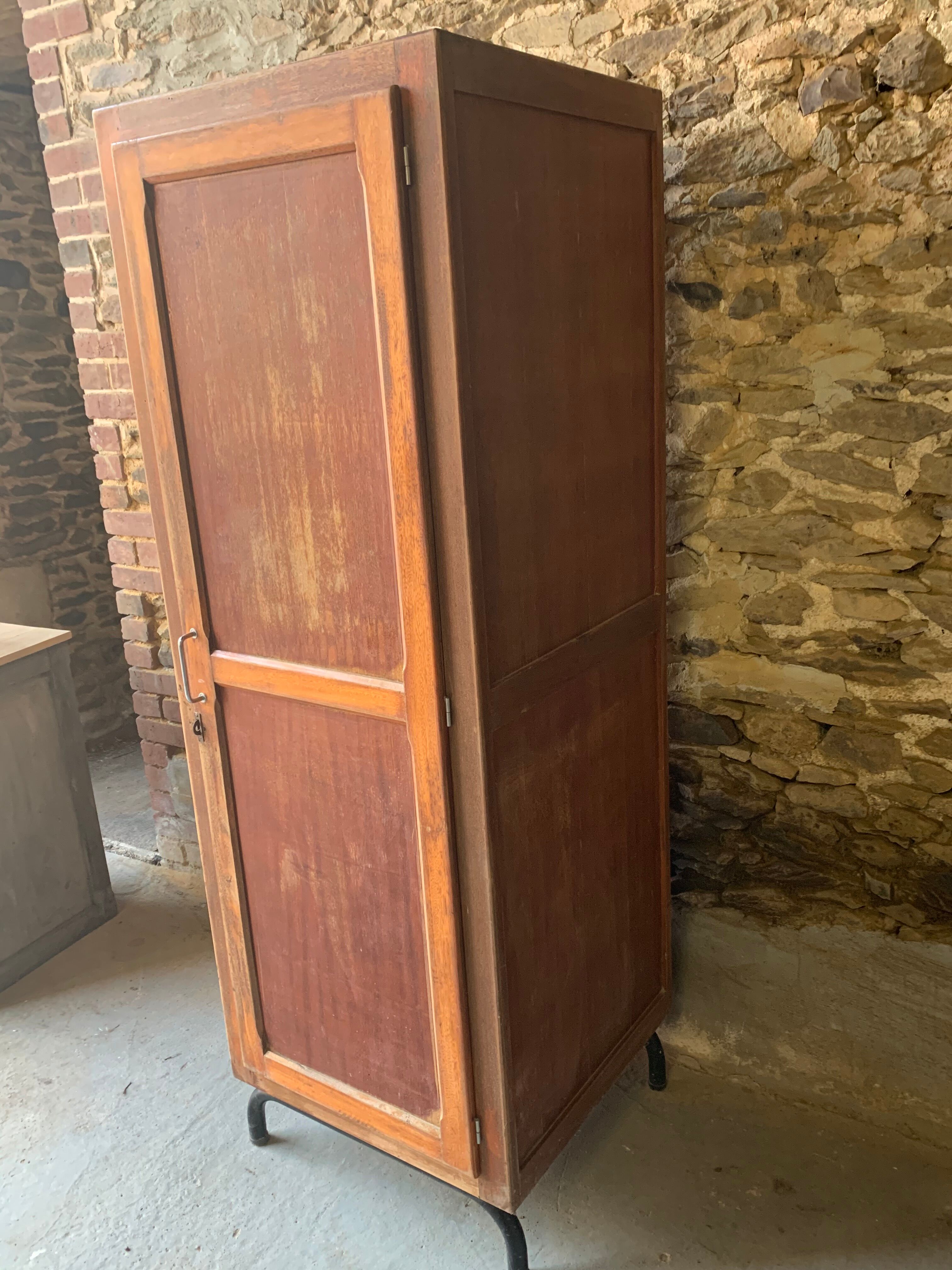 Armoire d’école en bois 1 porte