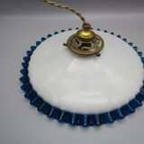 Old two-tone opaline suspension