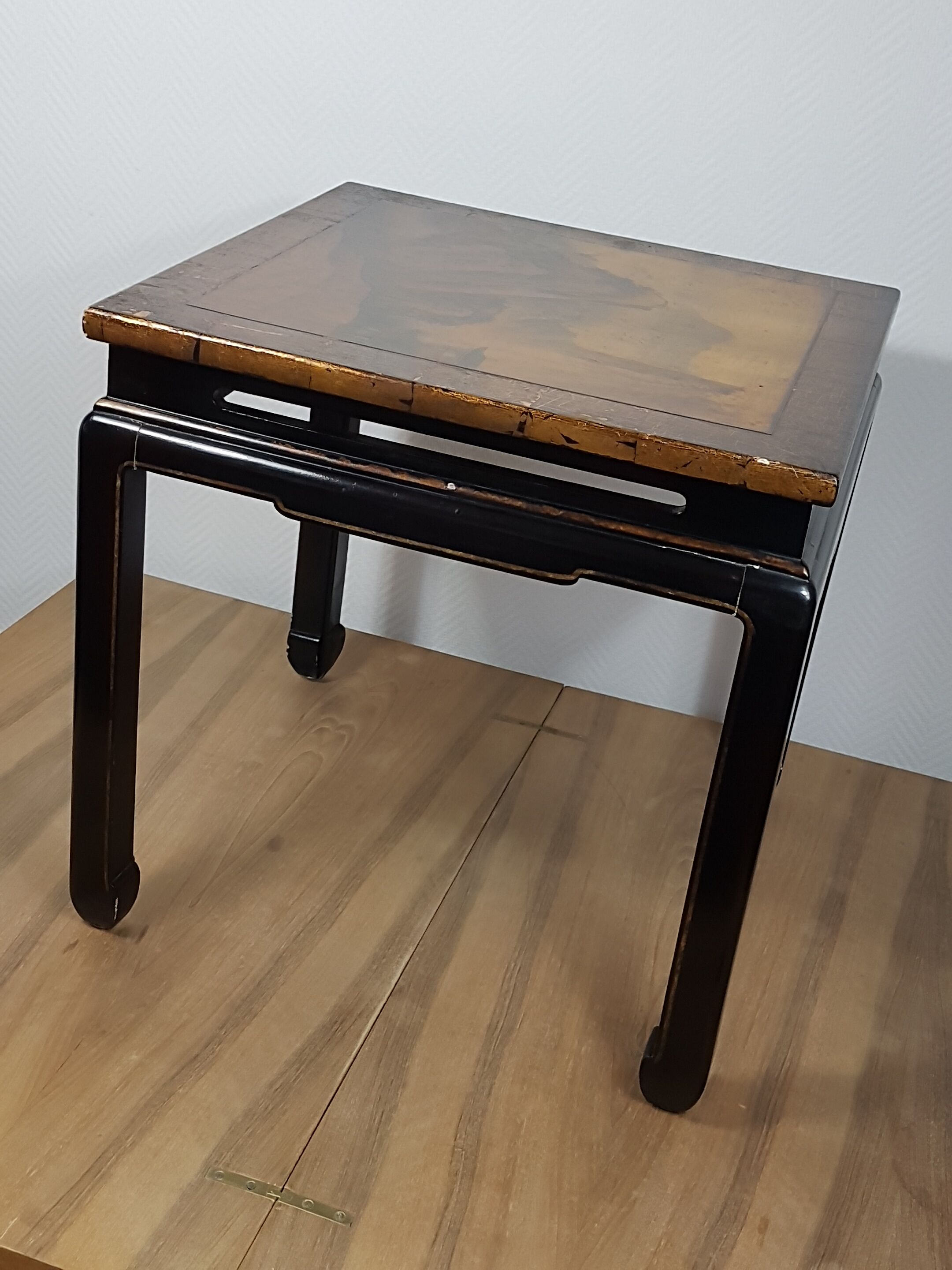 Chinese wooden and lacque coffee table