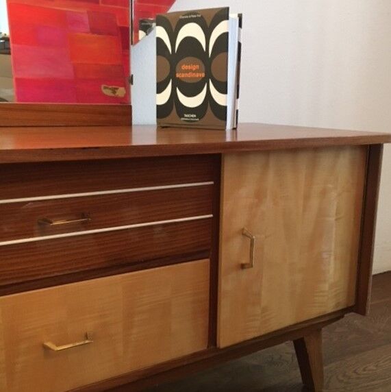130cm x 84cm infilade hairdresser and tryptic mirror, 1960's