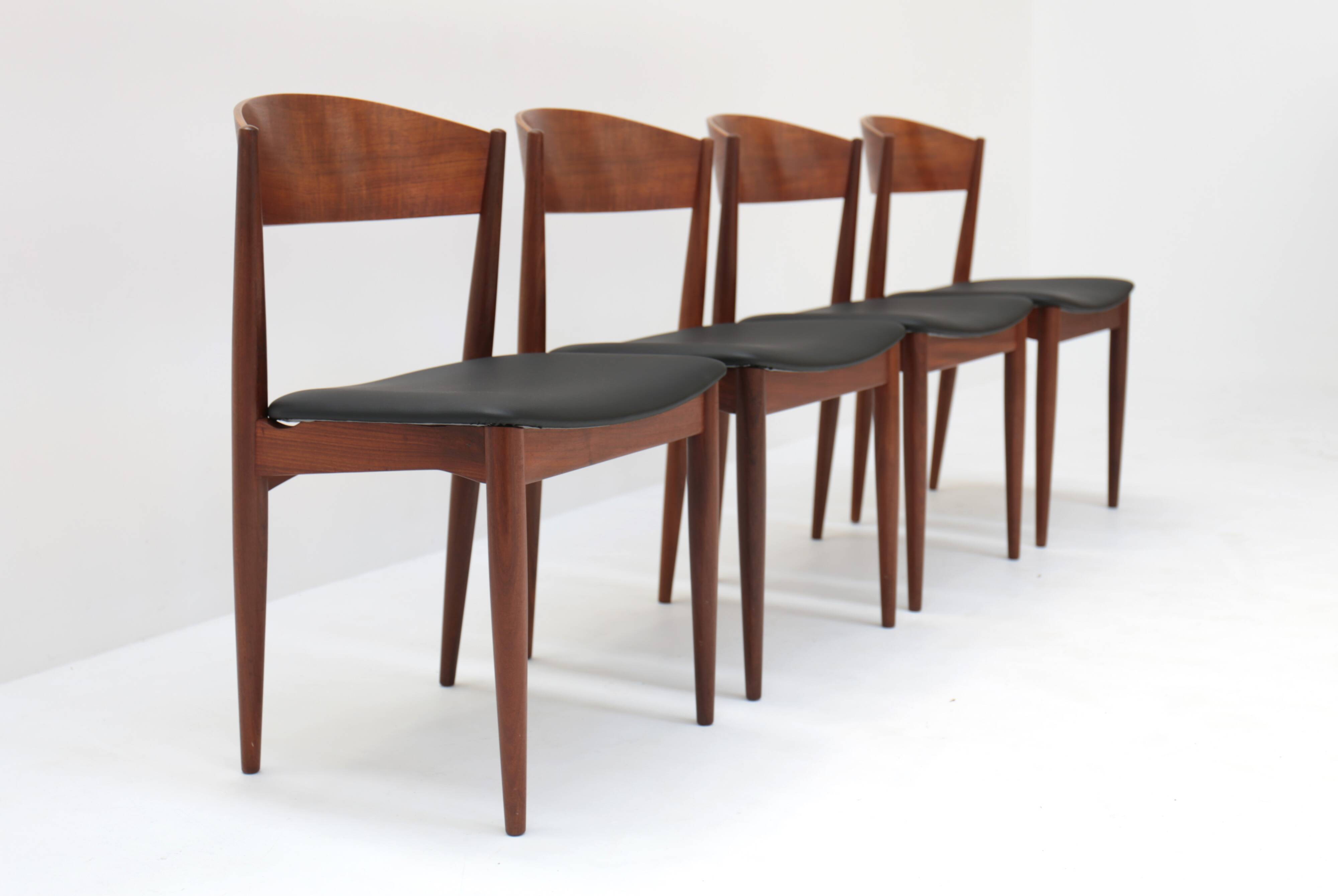 Set of 4 Danish chairs Jydsk Mobelindustri, 1960s