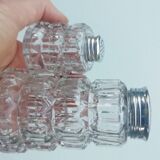 Set of salt shaker and sprinkler