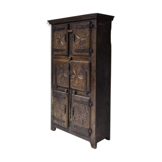 Folk art 19th century 'travail d'art populaire' cabinet from Bretagne, France