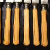 Set of 7 steel blade knives