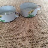 Tea cups