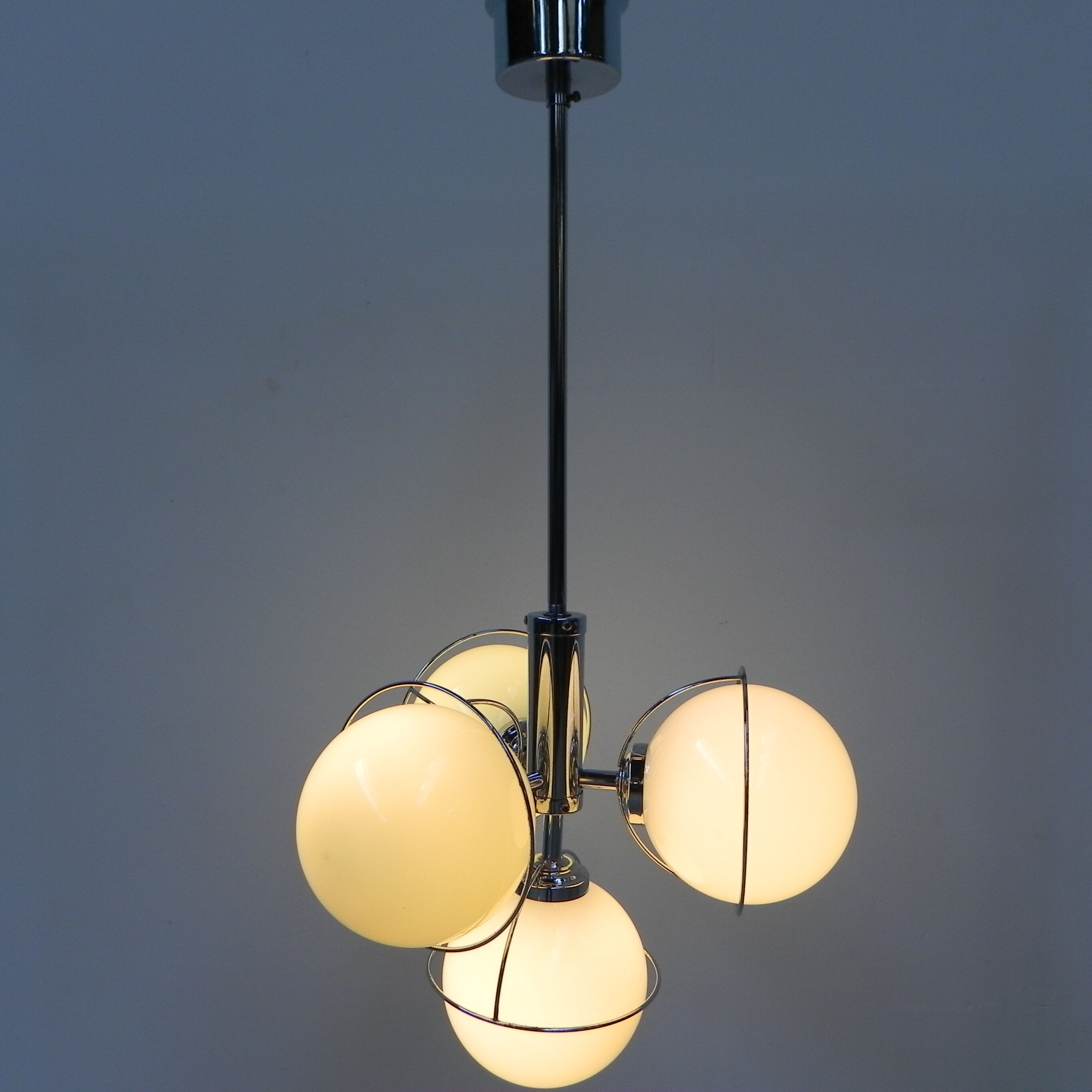 Vintage space age hanging lamp with 4 glass balls
