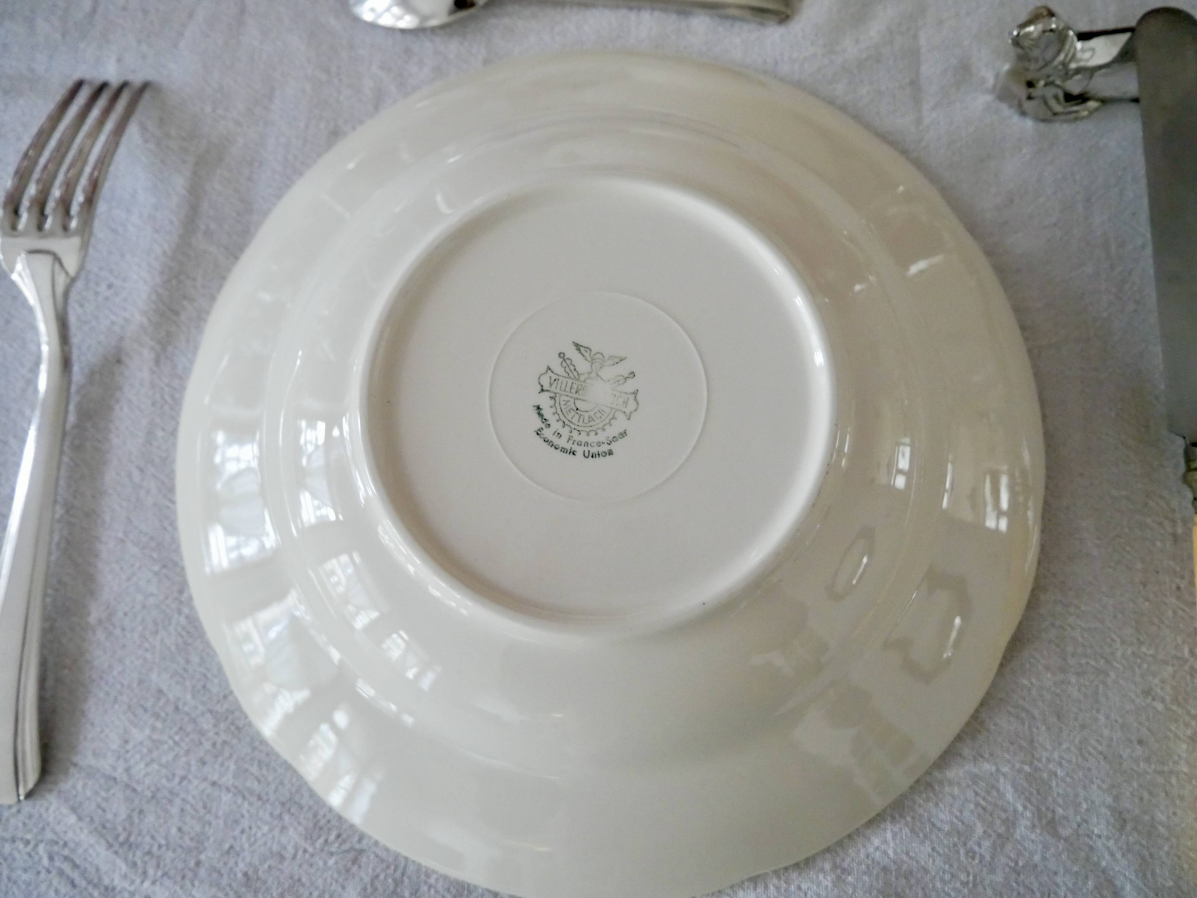Villeroy and Boch ivory and gold edging service 52 pcs