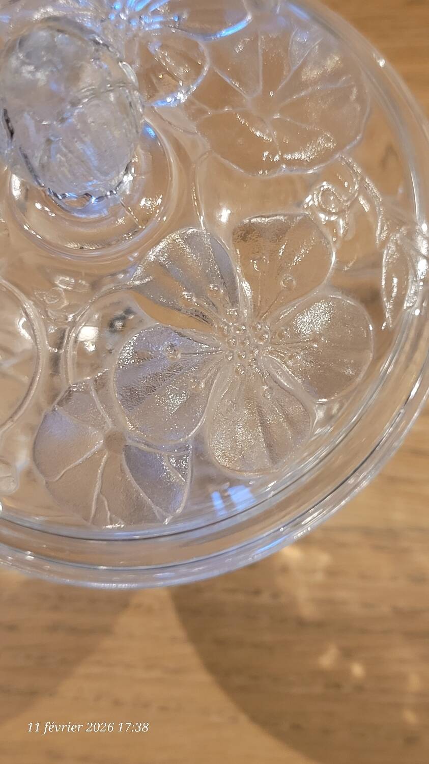 Pressed glass bonbonnière