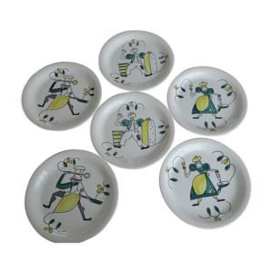 set de 6 assiettes assorties