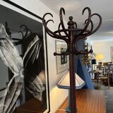 Parrot coat rack
