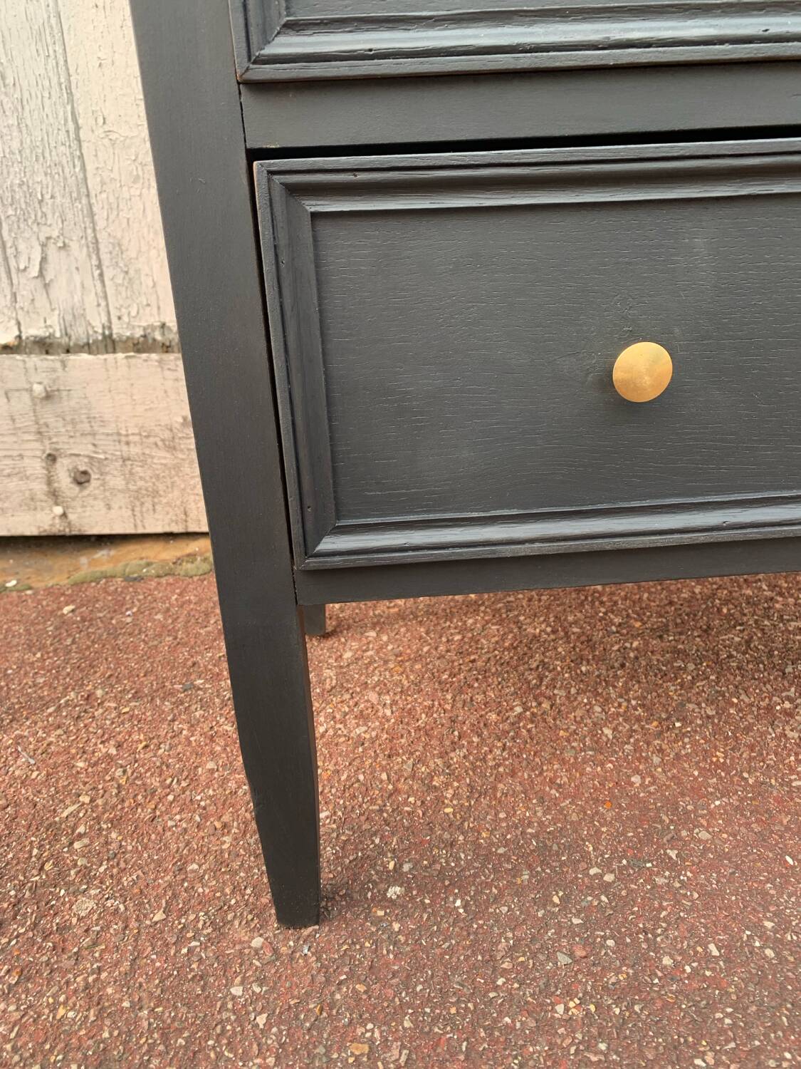 Matte black oak chest of drawers with 3 drawers