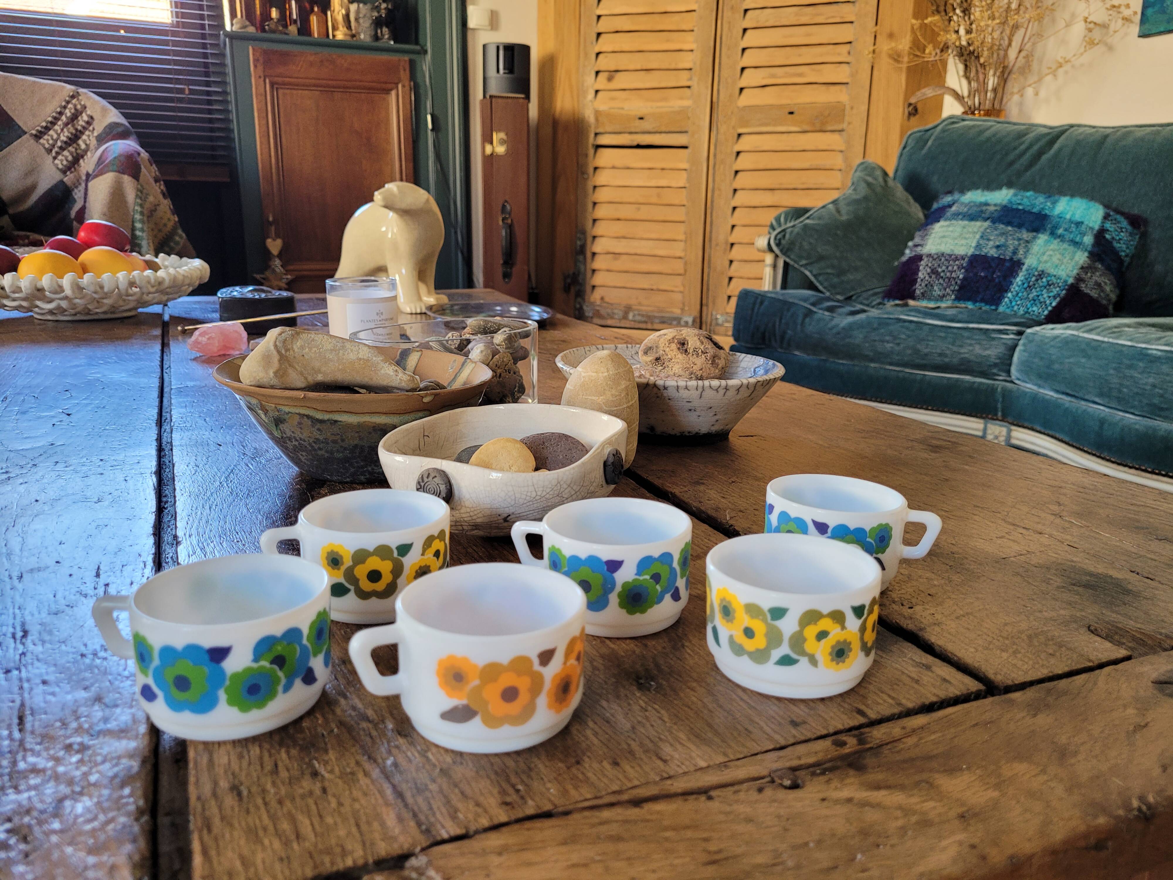 Six cups 70's