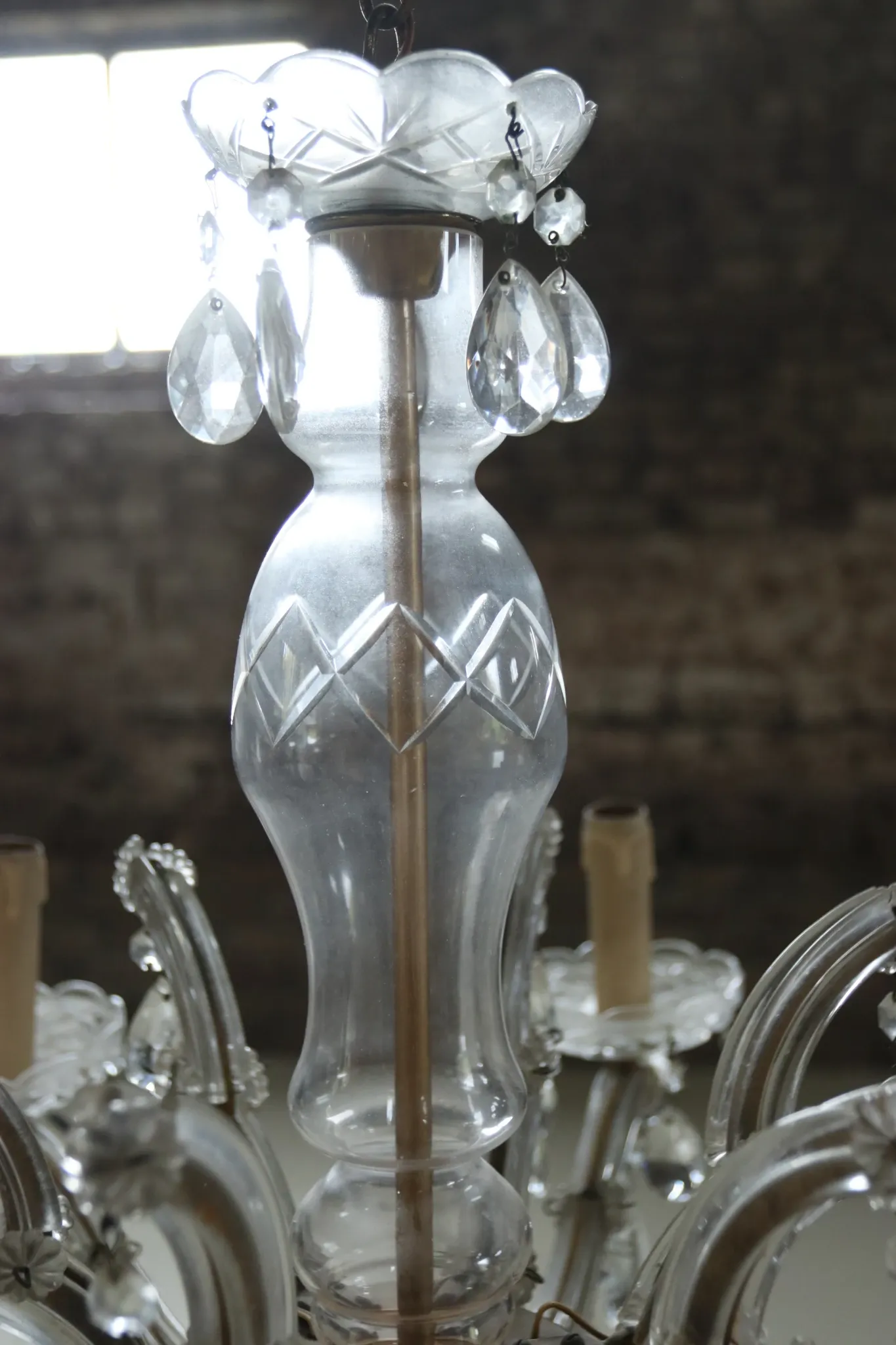 Maria Theresa crystal chandelier with leaf drops, 6 lights, mid-20th c.