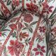 Fauteuil crapaud satin fleuri ancien