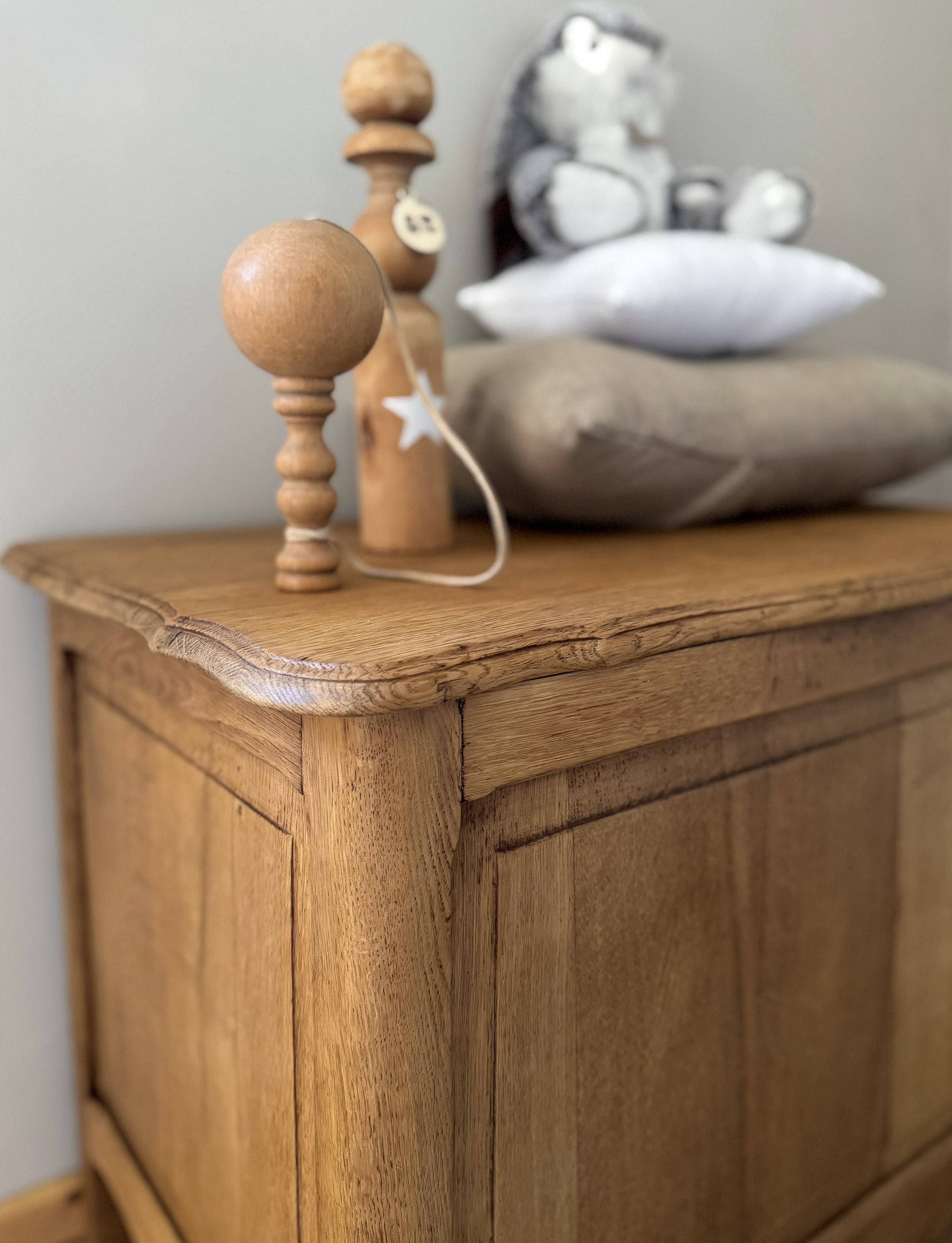 Toy chest