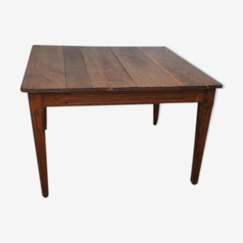 Square dining table