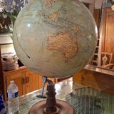 Globe terrestre (1 mm = 20 km)