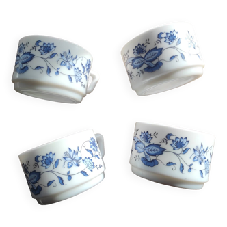 Set of 4 Arcopal Aster cups with blue flowers