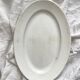 Plat ovale blanc en terre de fer Creil et Montereau fin 19eme