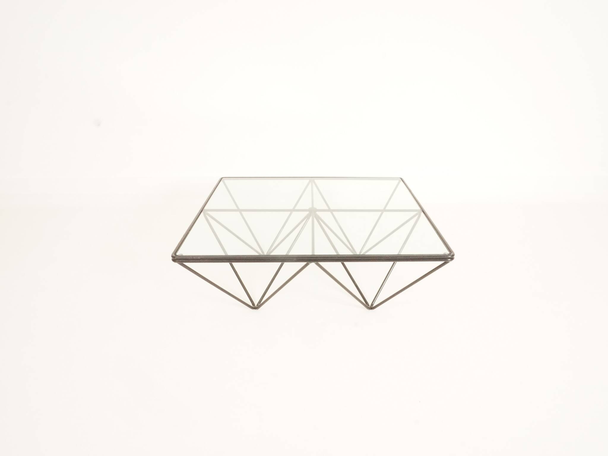 Table basse Alanda 18′ par Paolo Piva