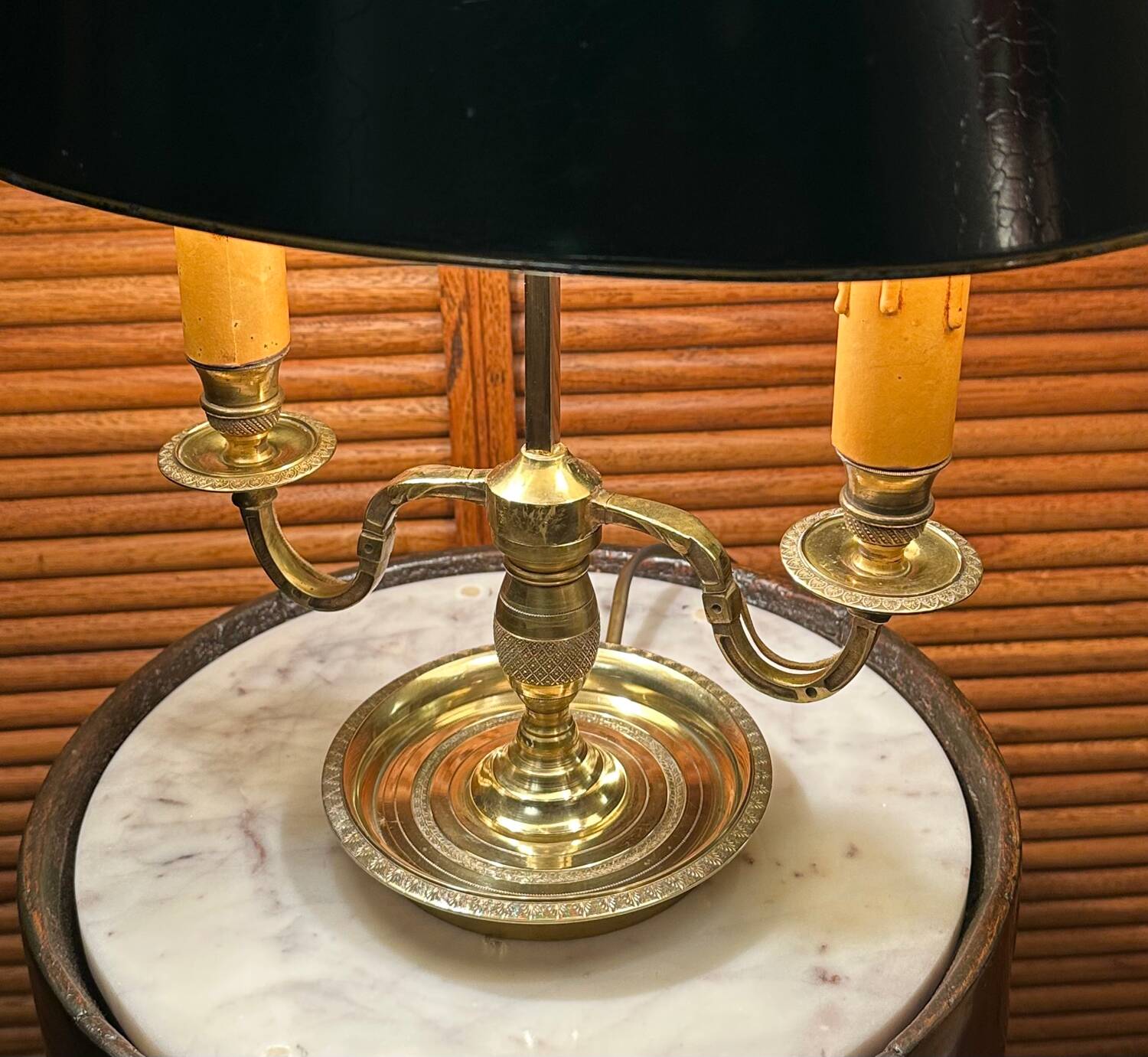 Empire style bouillotte lamp in brass and green sheet metal - Electricity