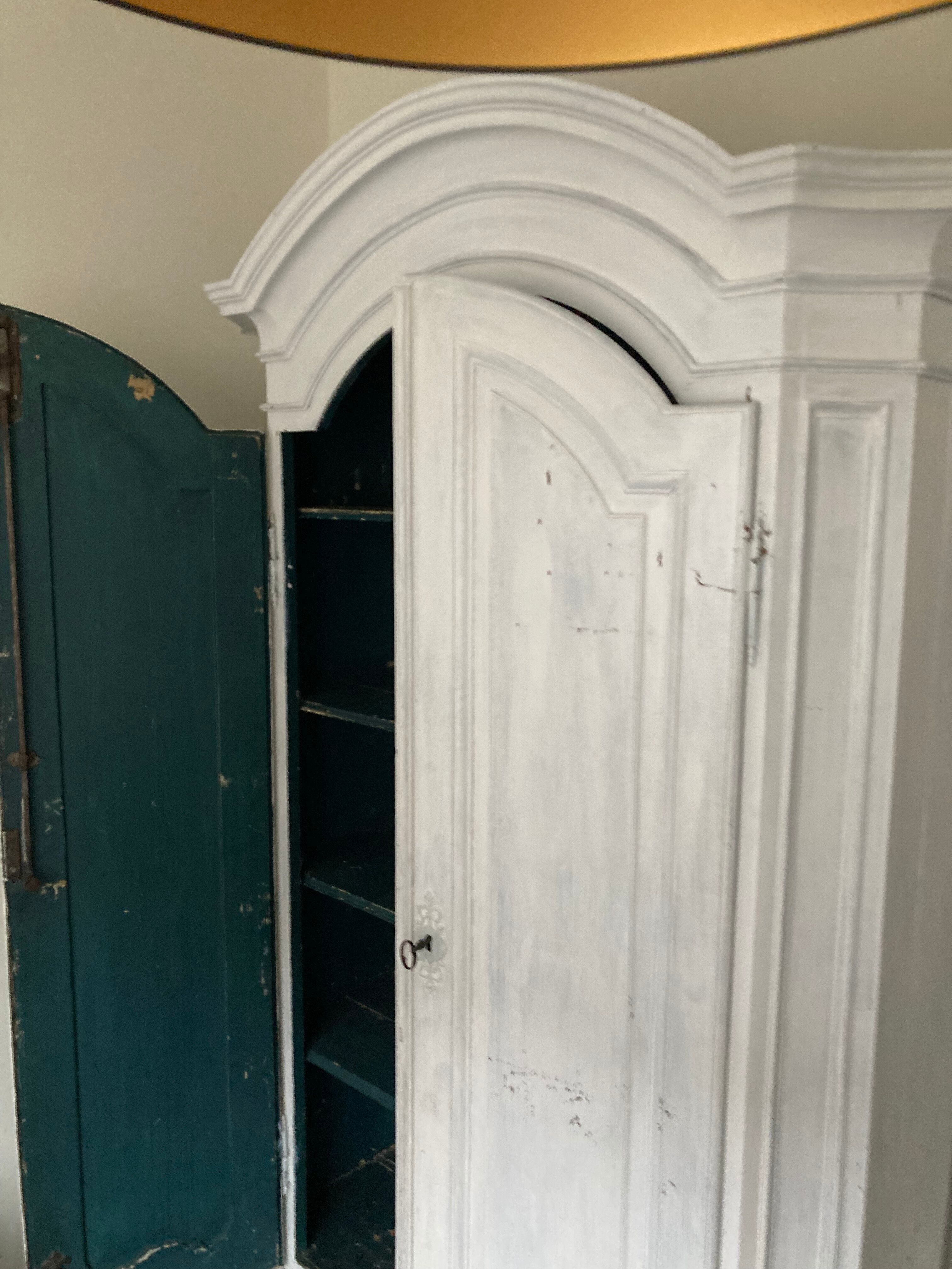 Armoire style Louis XV