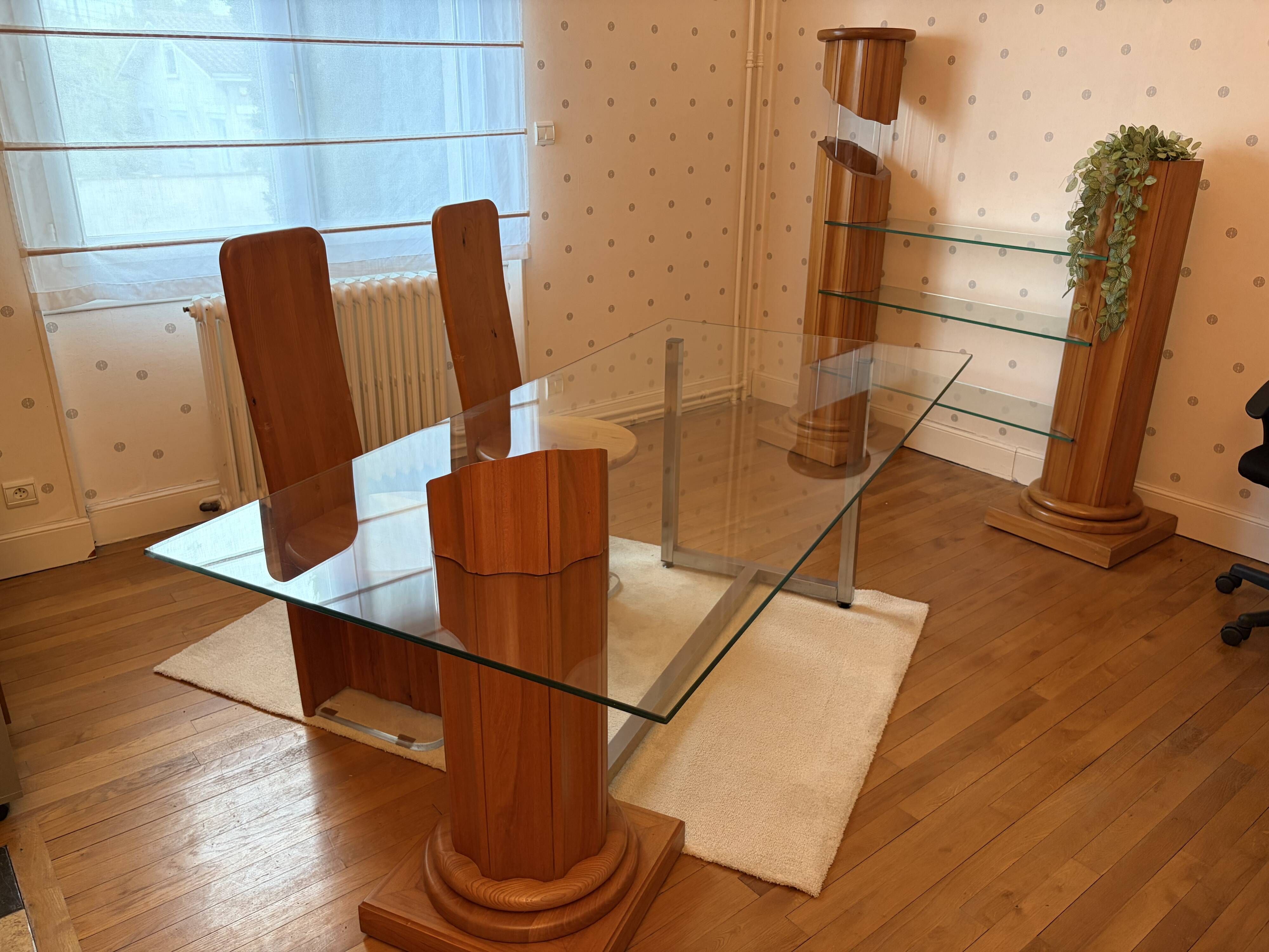 Postmodernist shelves