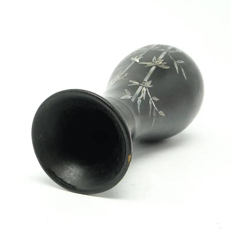 Oriental vase, black lacquer, mother-of-pearl inlay, Japan, 1950s