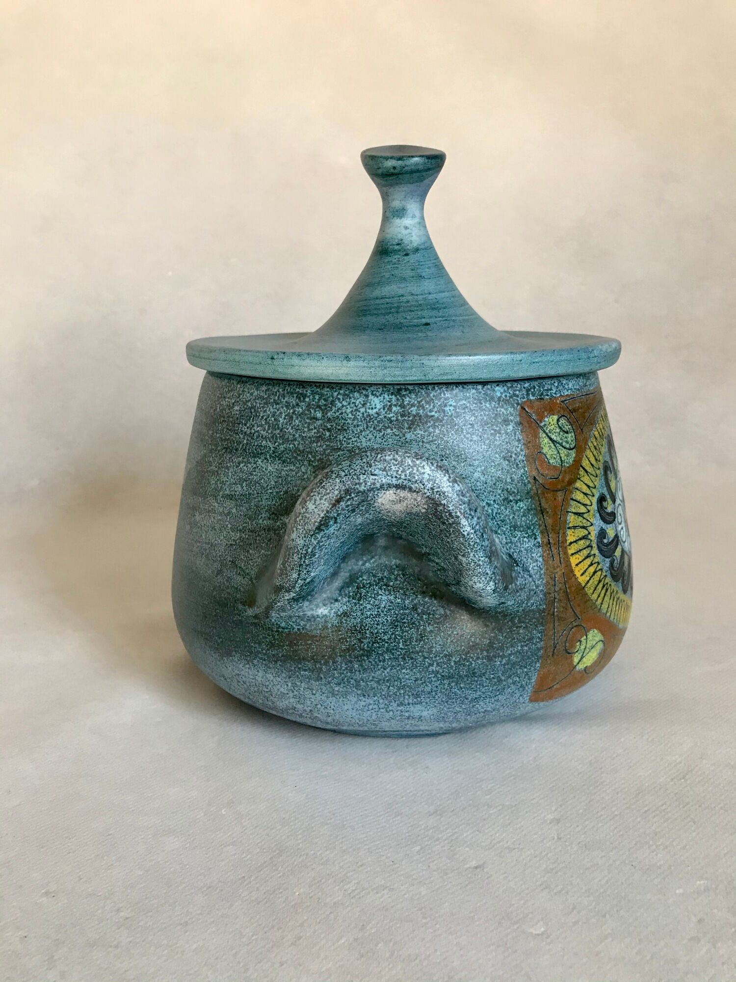 Covered pot by Jean de Lespinasse, JdL, model 1, Nice around 1950/1960