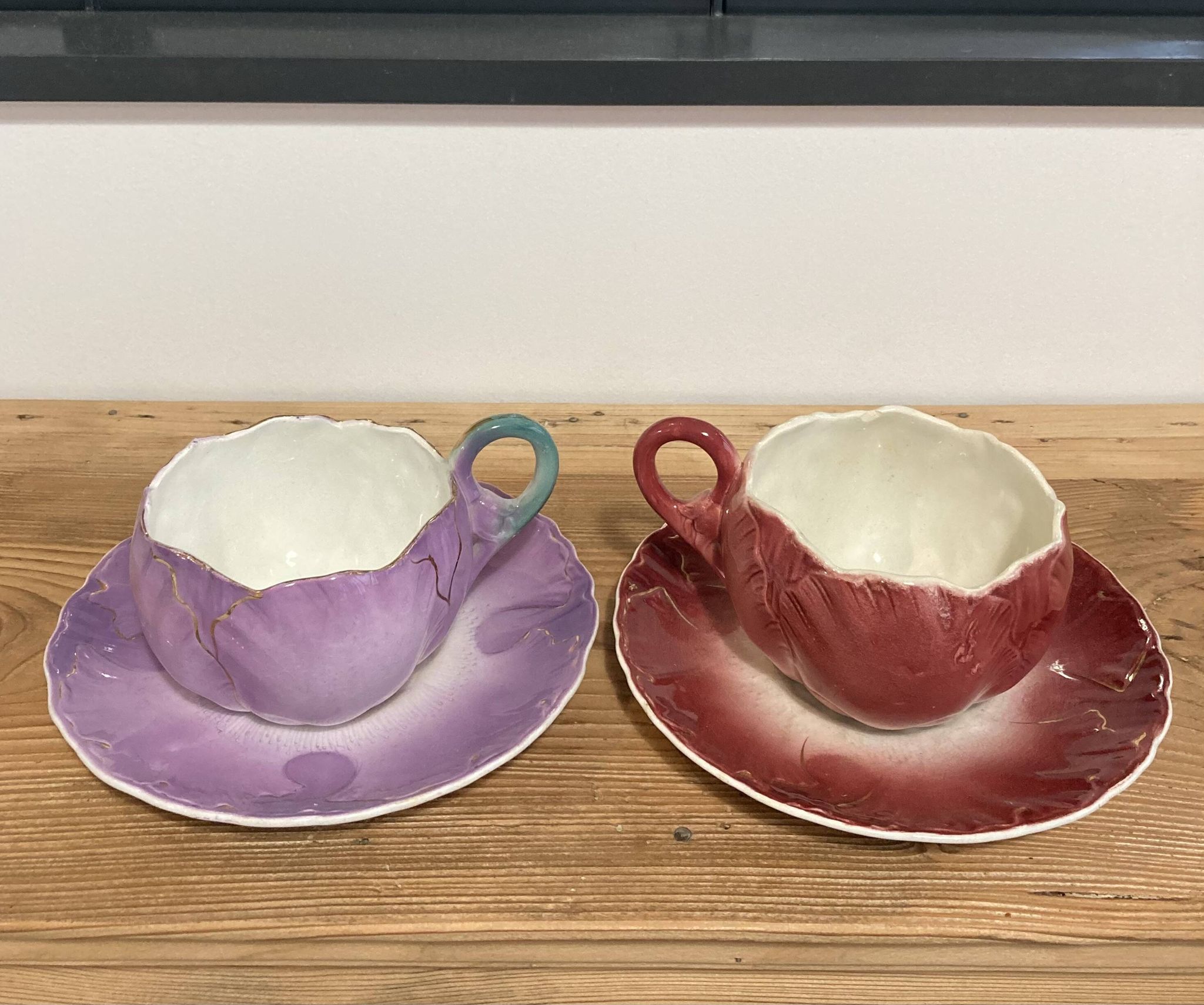 Pair of Art Nouveau barbotine lunches signed Lunéville
