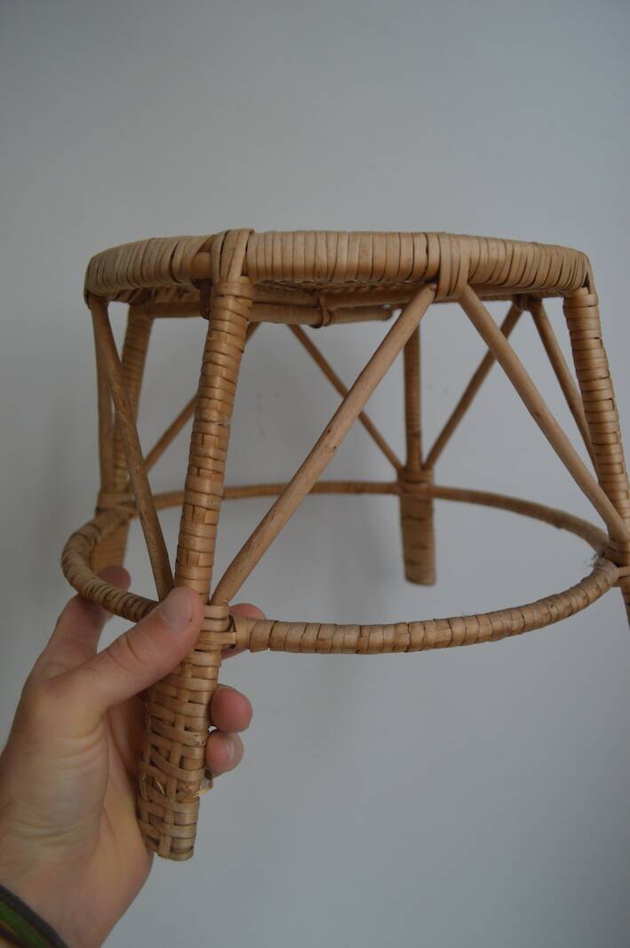 Rattan plant holder