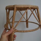 Rattan plant holder