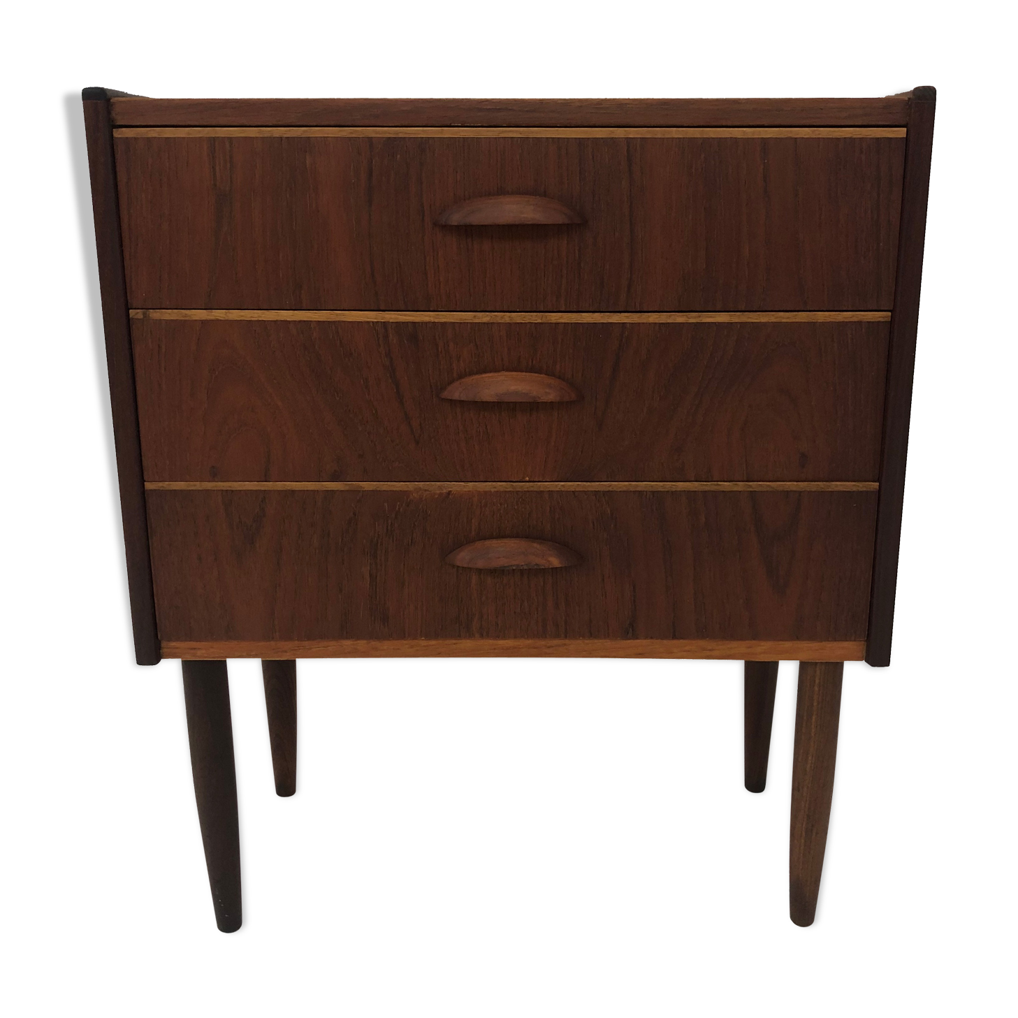 Danish dresser