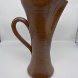 Pitcher in sandstone