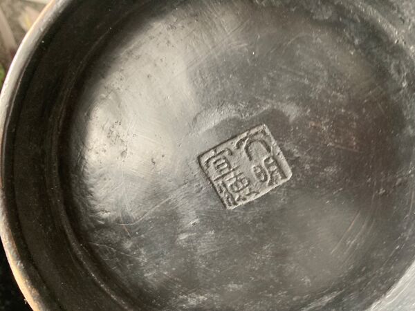 Paire de vases balustre en bronze preriode ''meiji