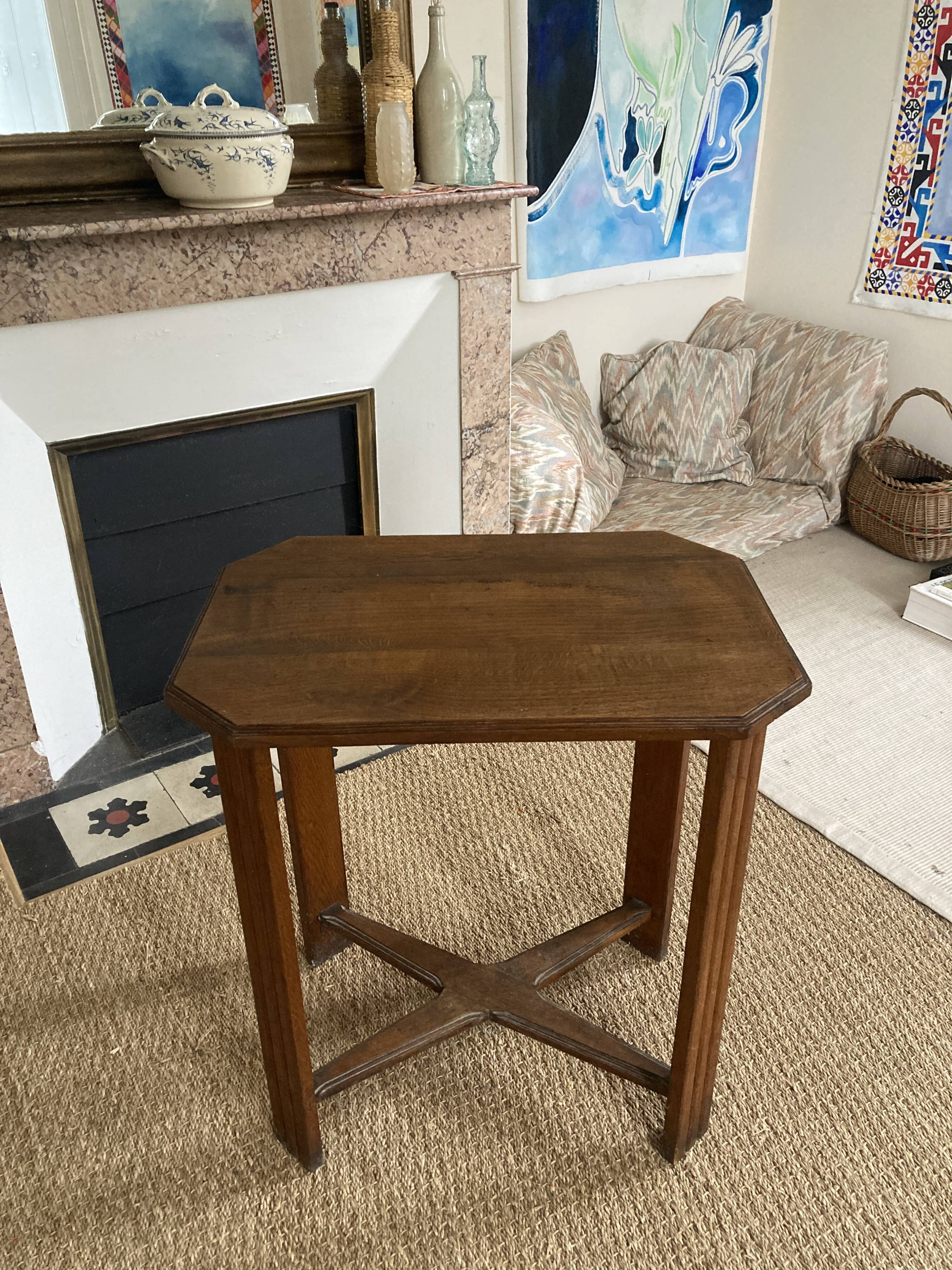 Art Deco wooden side table / end of vintage sofa or pedestal table