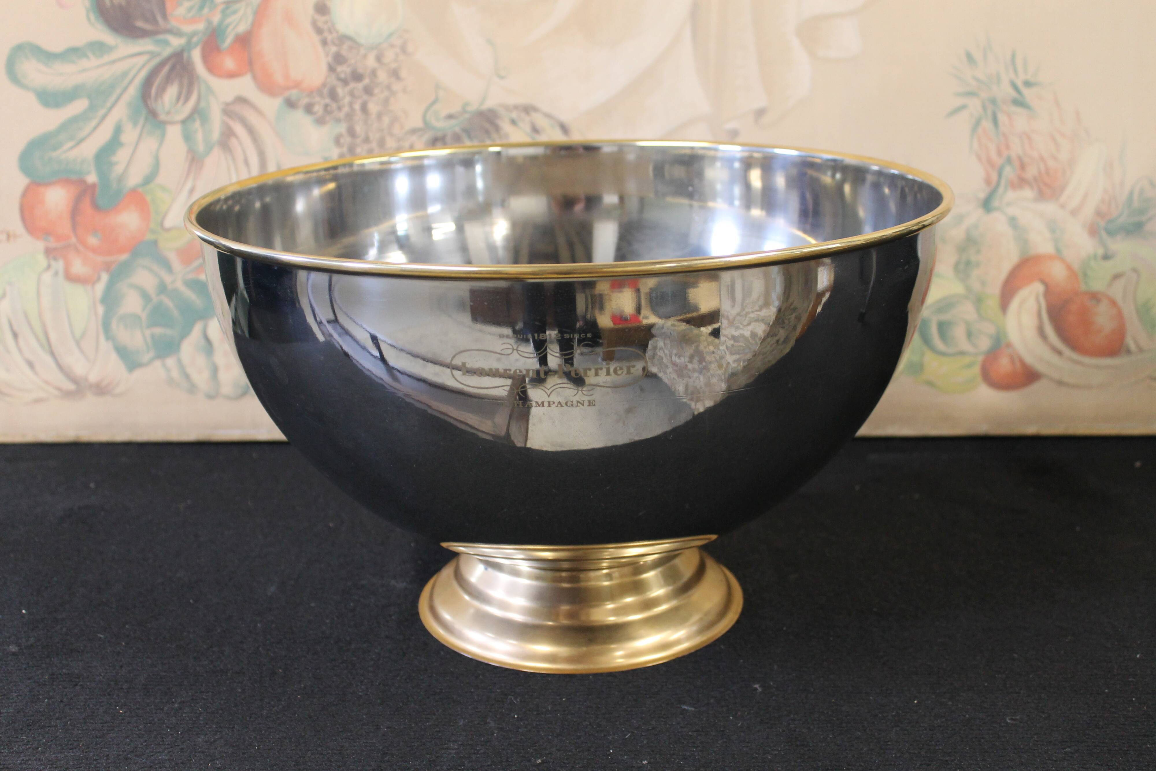 Vasque for champagne