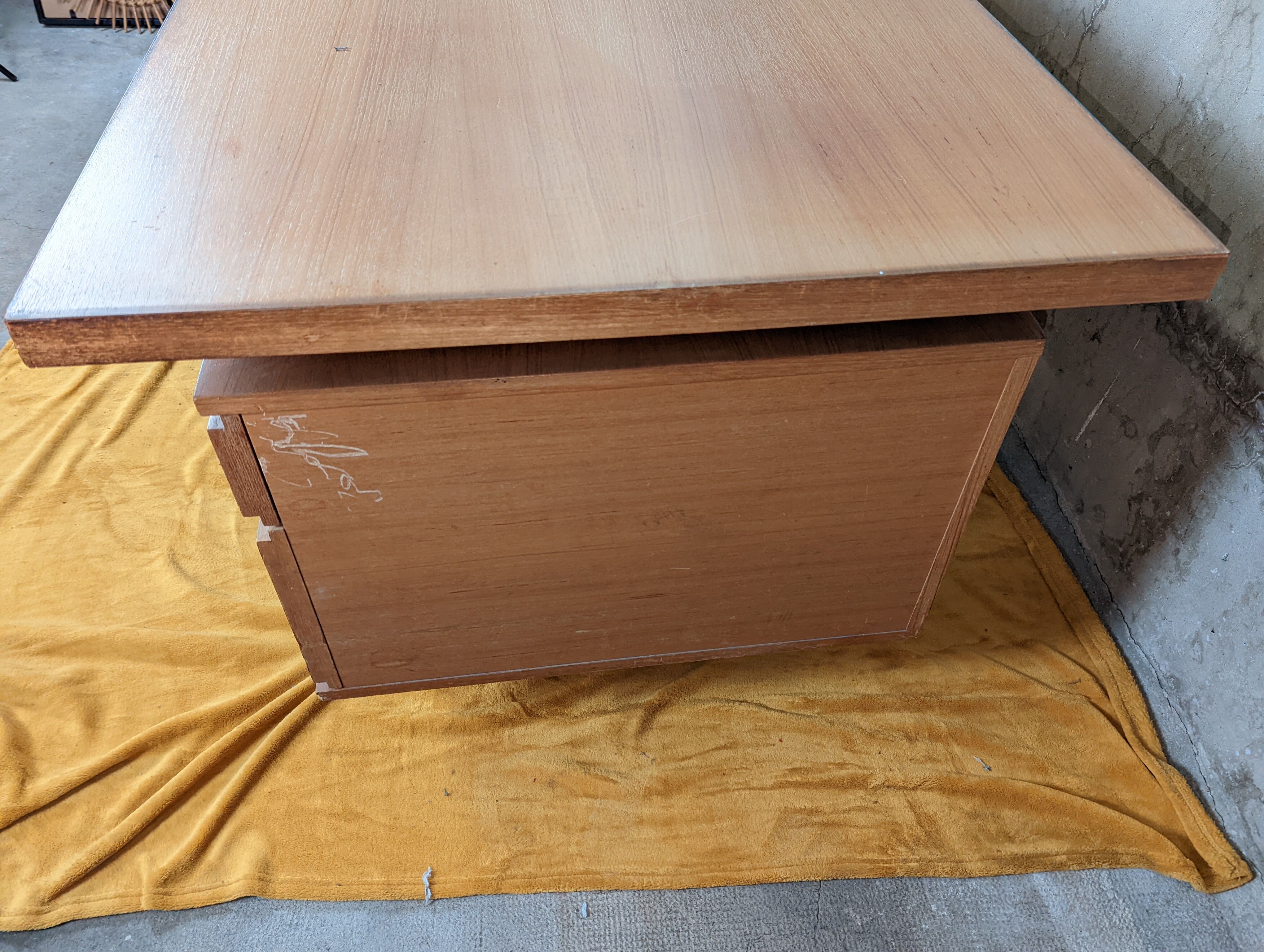 Minvielle desk in mahogany pierre guariche