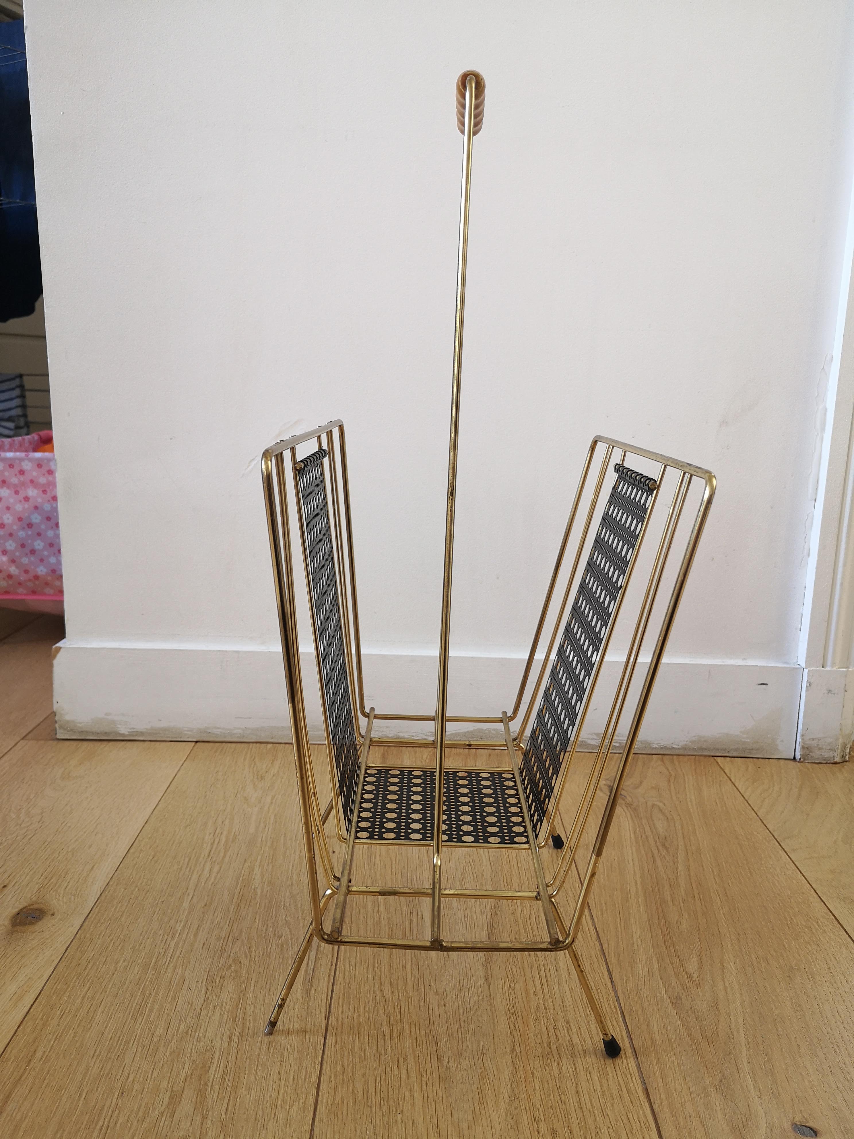 Magazine holder vintage brass structure metallic canage
