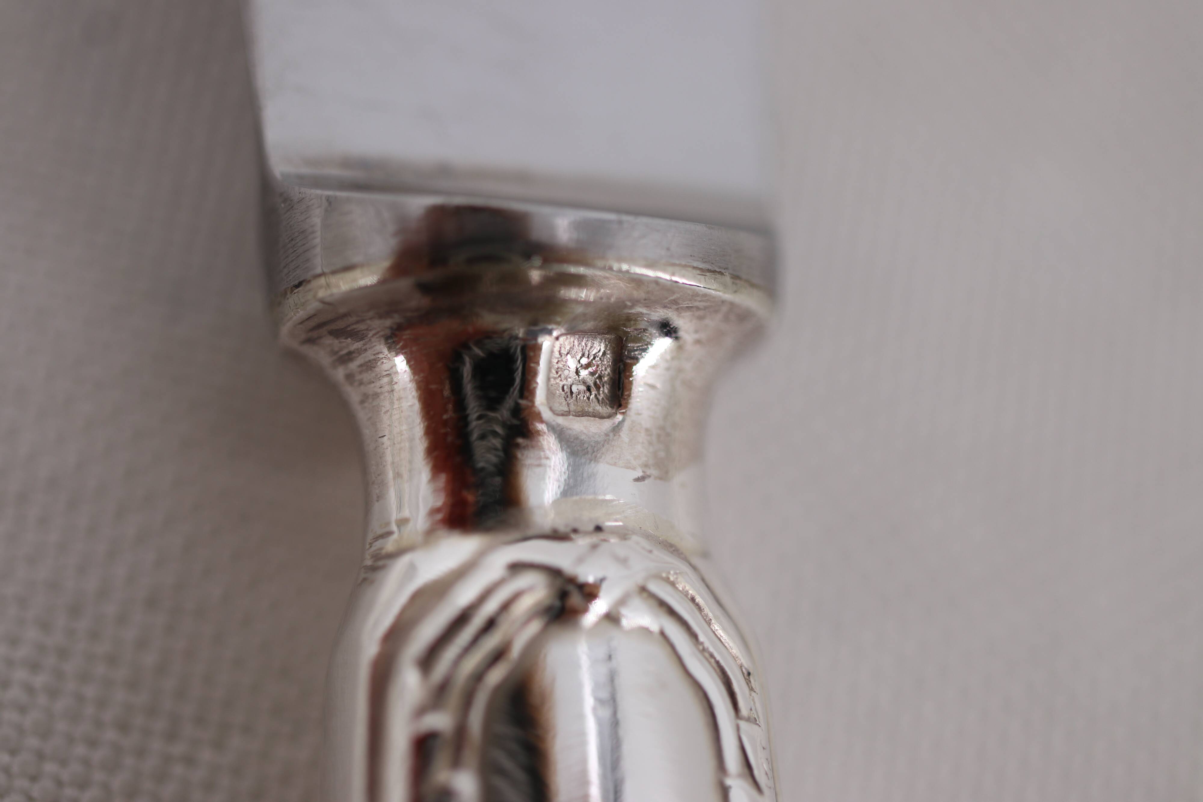 Ercuis Trianon, Rubans, 12 silver-plated table knives, excellent condition.